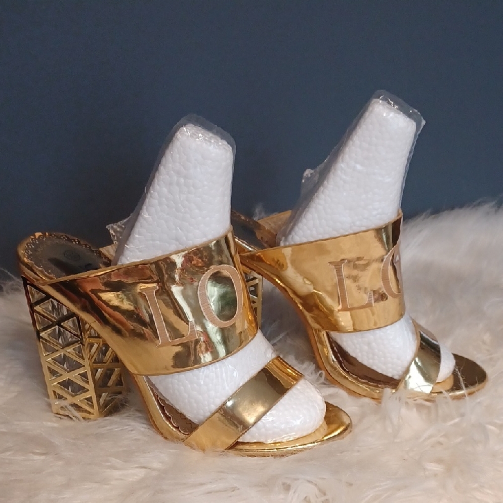 LOVE Gold Fashion Fancy Heels